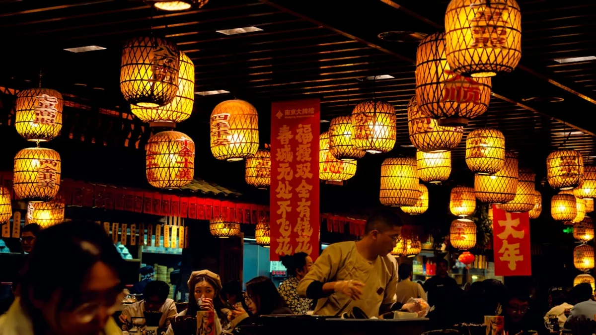 Master Chinese Dining Etiquette 2026